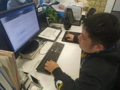 深蘭科技常州工廠打造的消毒機(jī)器人獲10多個(gè)國(guó)家市場(chǎng)準(zhǔn)入